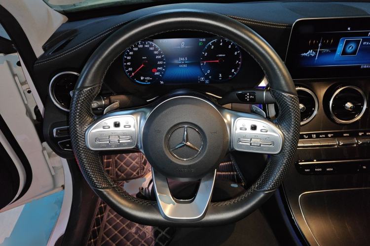 Used Mercedes-Benz C-Class 2021 C 200 L Fashion Edition Sport Version Steering Wheel