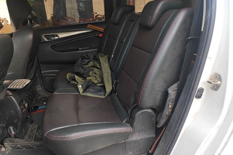 Used CHANGAN KAICHENG Oushang A600 2017 1.5L Manual Luxury Model Left Rear Seat