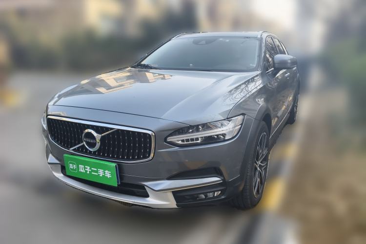 Used Volvo V90 2020 Facelifted Cross Country T5 AWD Zhiyuan Edition
