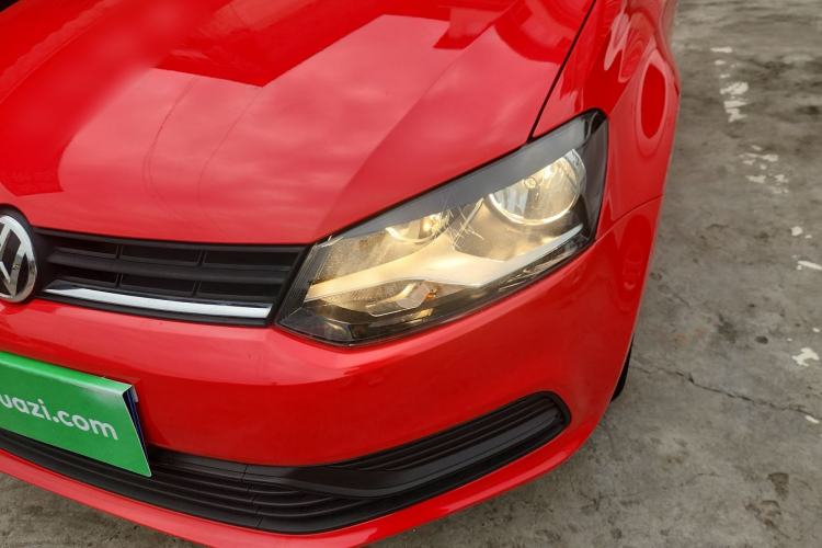 Used Volkswagen Polo 2016 1.4L Manual Fashion Model