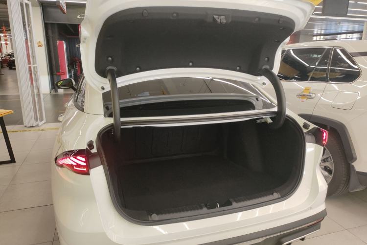 Used Geely Galaxy L6 2025 EM-i 140km Explorer+ Edition