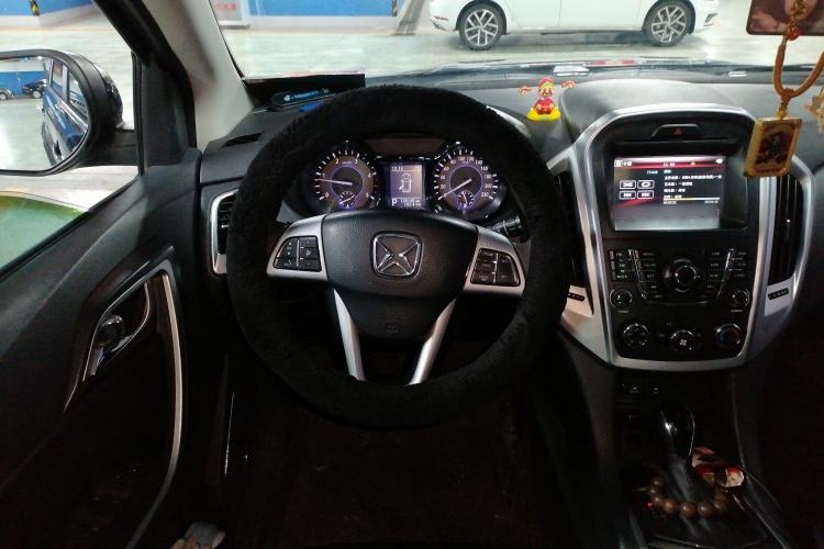 Used JMC Yusheng S350 2016 2.4T Automatic 2WD Diesel Luxury 5-Seater