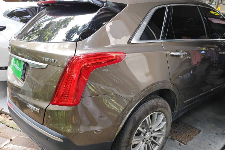 Used Cadillac XT5 2016 25T Luxury Model
