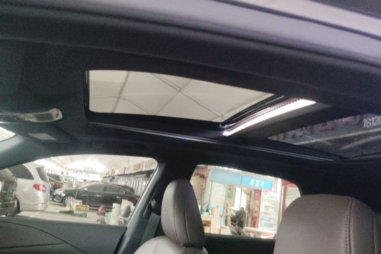 Used Lexus RX 2023 350h Four-Wheel Drive Enjoyment Version Headliner