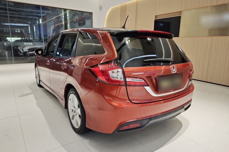 Used Honda Jade 2013 1.8L automatic Comfort version 5 seats Exterior 3