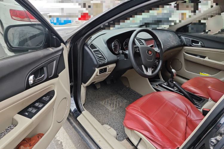 Used Bestune B50 2013 1.6L manual Comfort trim level