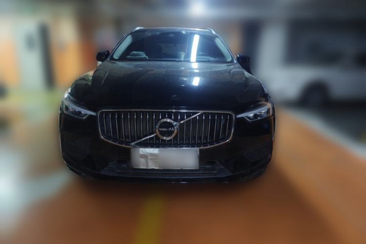Used Volvo XC60 2019 T5 4x4 Smart Edition China VI Standard