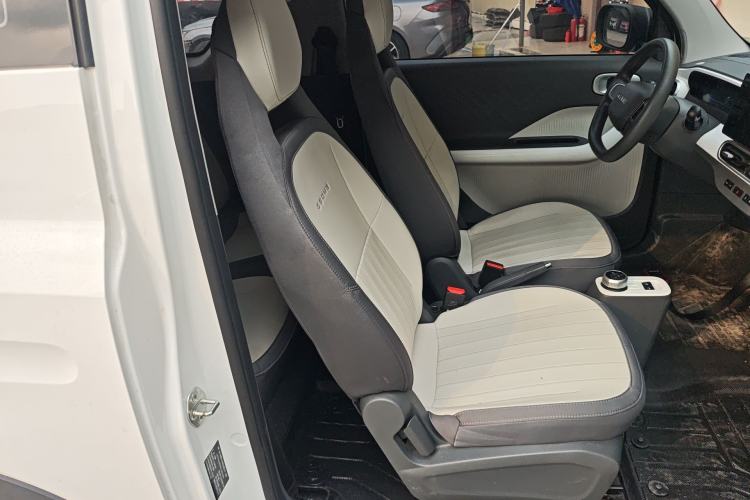 Used Geely Galaxy Panda 2025 210km Panda Rider Right Front Seat