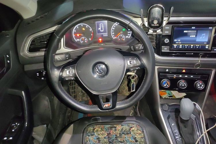 Used Volkswagen T-ROC 2019 230TSI DSG Two-Wheel-Drive Advanced Version China VI Standard