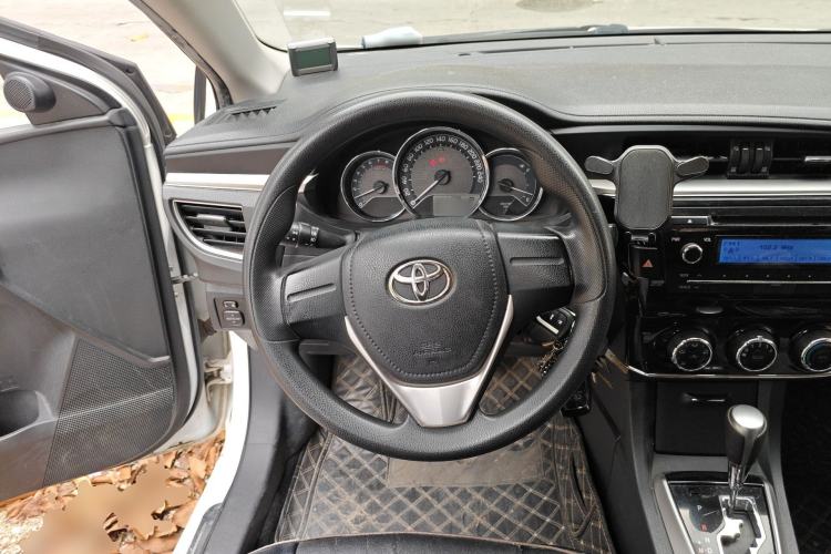 Used Toyota Corolla 2017 1.6L CVT GL Steering Wheel