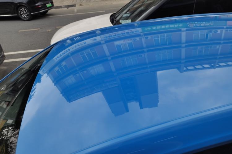 Used Volkswagen up! 2015 1.0L move up! Roof