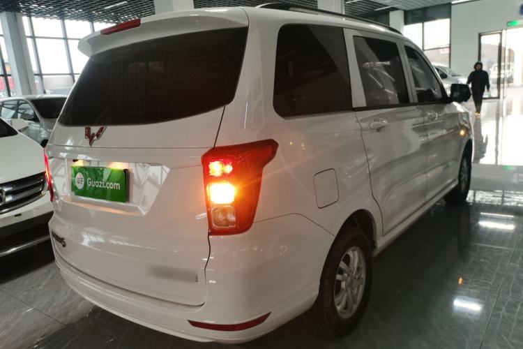 Used Wuling Hongguang 2021 1.5L Revised S Standard Version with Electric Power Steering LAR
