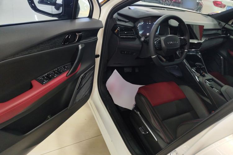 Used Lynk & Co 06 2020 1.5T JinPro model
