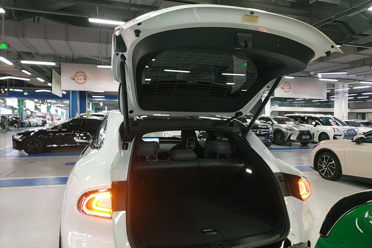 Used Xiaomi Auto YU7 2025 Ultra-Long Range Rear-Wheel Drive Version
