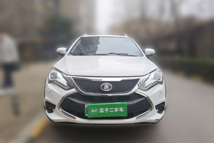 Used BYD Tang New Energy 2015 2.0T Four-Wheel-Drive Flagship Model