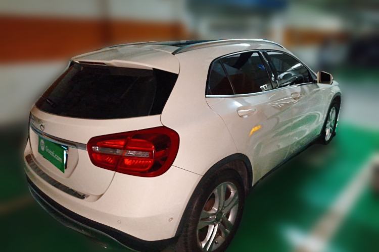 Used Mercedes-Benz GLA 2015 GLA 200 Rear Right 45 Deg