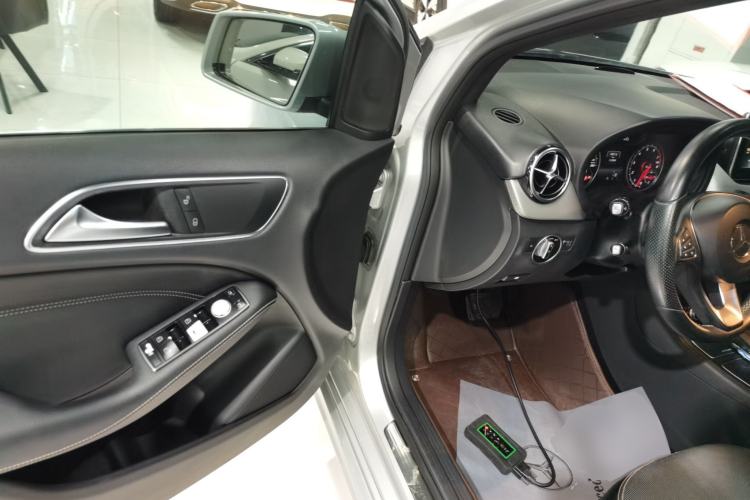 Used Mercedes-Benz B-Class 2015 B 200 Sport Edition
