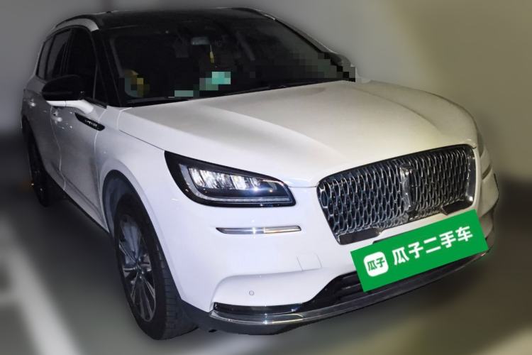 Used Lincoln Corsair 2022 Revised Version 2.0T Two-Wheel Drive Luxury Edition Front Right 45 Deg