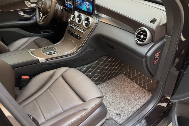 Used Mercedes-Benz GLC 2021 GLC 260 L 4MATIC Luxury Model Right Front Seat