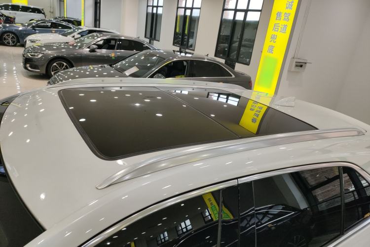 Used Cadillac XT4 2018 28T Two-Wheel Drive Leading Version