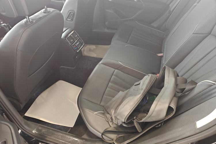 Used Volkswagen Passat 2024 380TSI Dragon Edition
