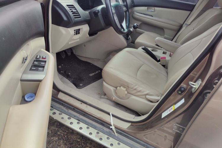 Used BYD S6 2013 Jingyue Edition 2.4L Manual Luxury Model 5 Seats
