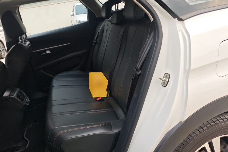 Used Peugeot 4008 New Energy 2020 1.6T PHEV Tri-Motor Version Left Rear Seat