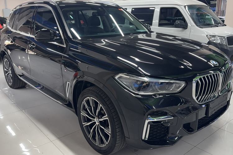 Used BMW X5 2022 Restyled xDrive 30Li Luxury Version M Sport Package