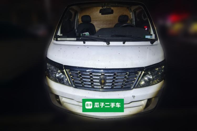 Used Jinbei Hiace 2018 2.0L Fifth-Generation Box Truck Standard Roof 2 Seats 4G21C