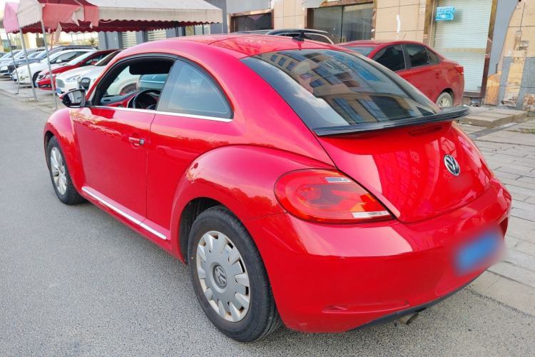 Used Volkswagen Beetle 2015 180TSI model
