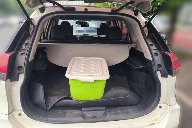 Used Nissan X-Trail 2017 2.0L CVT Comfort Edition 2WD Trunk