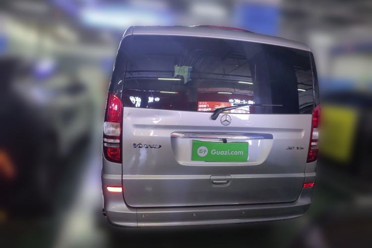 Used Mercedes-Benz Viano 2013 3.0L Hospitality Edition