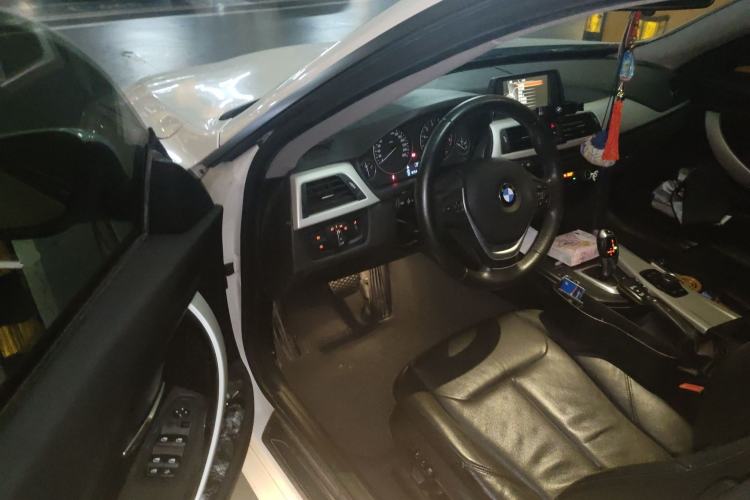 Used BMW 3 Series GT 2013 320i Leading Model Driver Seat