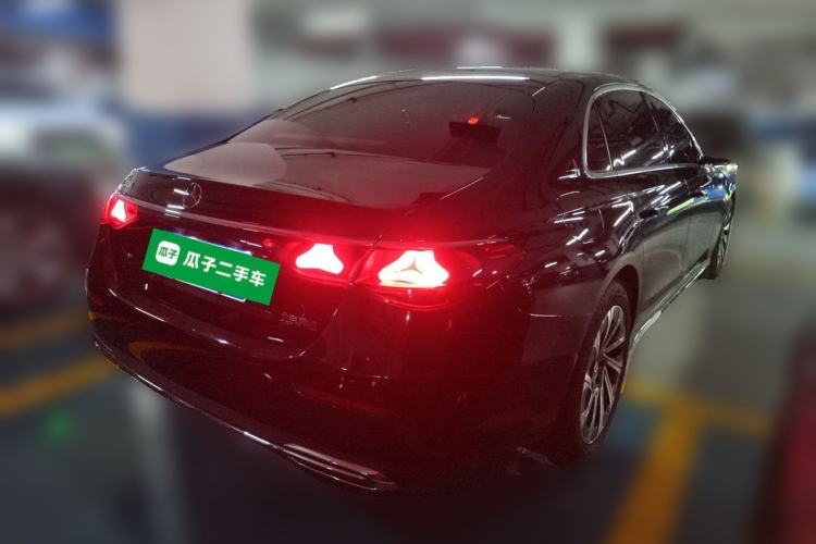 Used Mercedes-Benz E-Class 2024 Facelift E 300 L Luxury Edition
