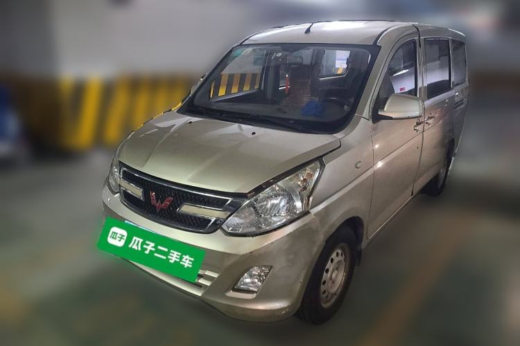 Used Wuling Rongguang V 2015 1.5L Base Version