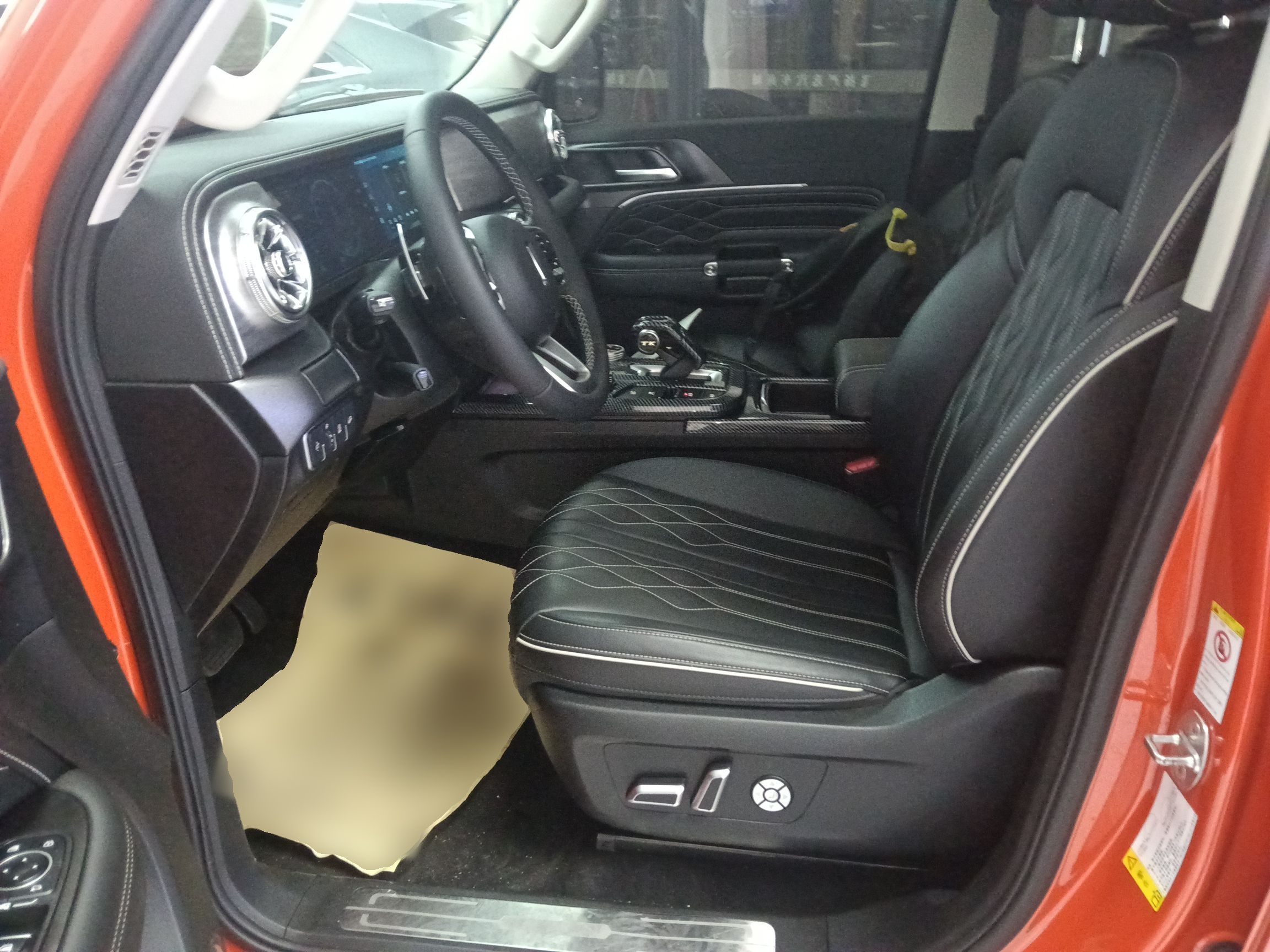 Переднее сиденье в автомобиле