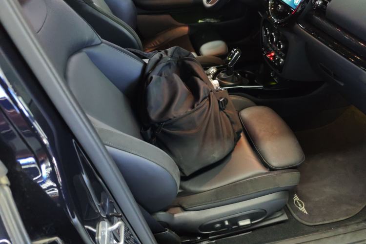 Used MINI Clubman 2023 Refresh 1.5T COOPER Connoisseur Right Front Seat