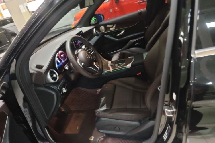 Used Mercedes-Benz GLC 2022 GLC 260 L 4MATIC Luxury Model Left Front Seat