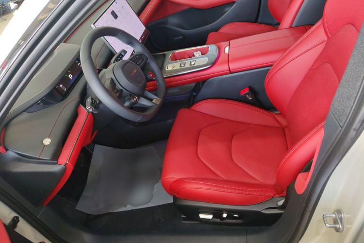 Used Xiaomi Auto SU7 2024 Rear-Drive Long-Range Intelligent Driving Version