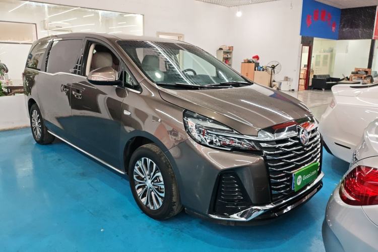 Used Buick GL8 2023 Land Executive Class Smart Enjoyment Model