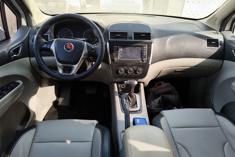 Used FORTHING Joyear XV 2016 1.6L CVT Luxury Model