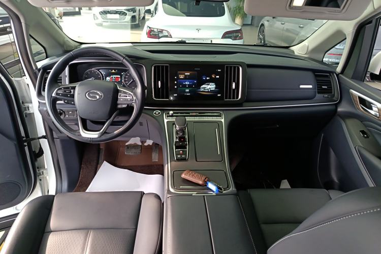 Used GAC Trumpchi M8 2024 Lingxiu Series 390T Deluxe Edition Center Console