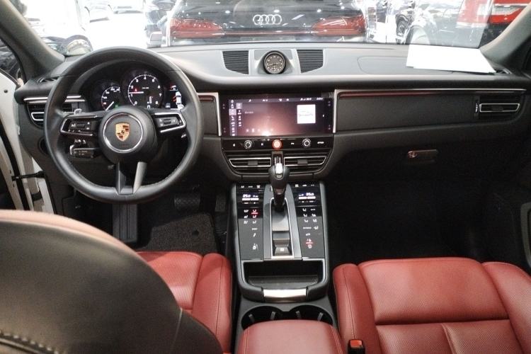 Used Porsche Macan 2024 Macan 2.0T