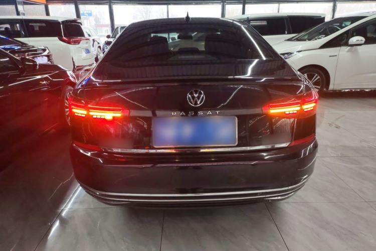 Used Volkswagen Passat 2021 330TSI Luxury Edition
