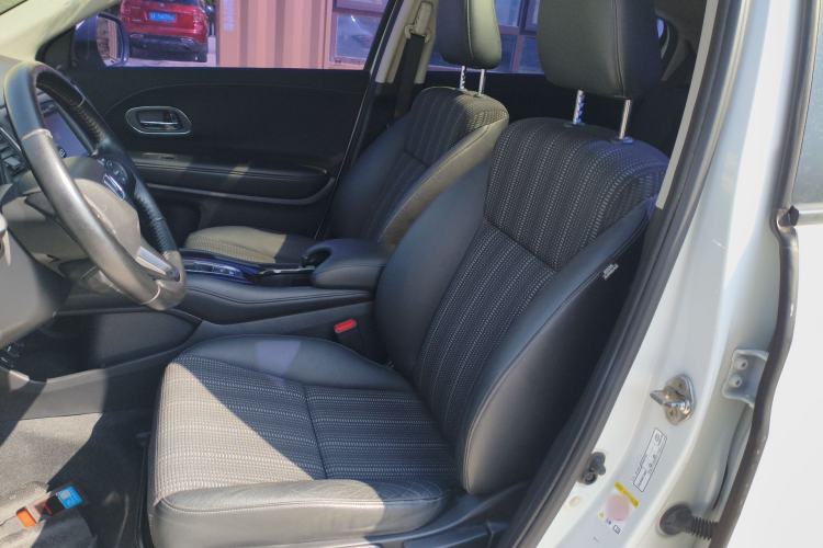 Used Honda Vezel 2015 1.8L CVT 2WD Luxury Model