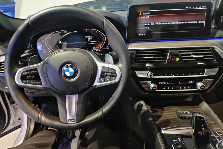 Used BMW 5 Series 2022 Restyled 530Li Leading Edition M Sport Package
