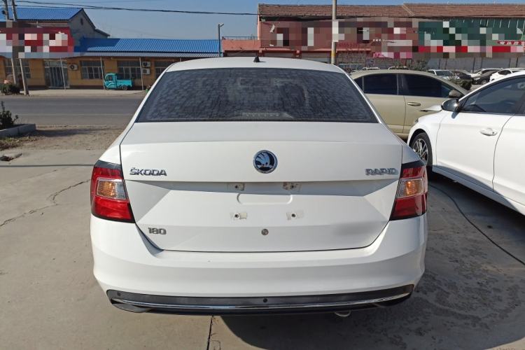 Used Skoda Rapid 2018 1.6L Automatic Comfort Edition
