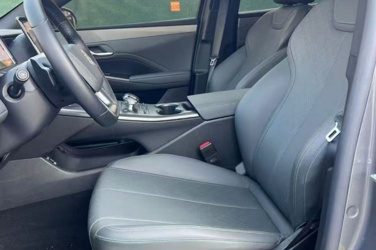 Used BYD Qin PLUS 2025 DM-i Smart Drive 55KM Beyond Model
