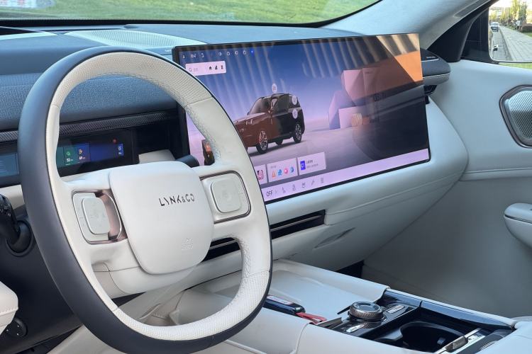 Used Lynk & Co 900 2025 1.5T Ultra
