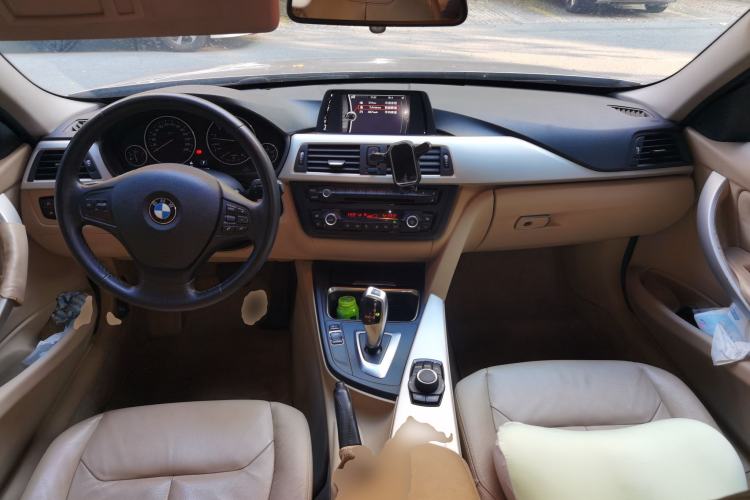 Used BMW 3 Series 2013 320i Sport Edition
